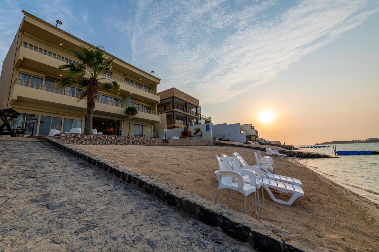 Indium Suites Durrat Alarus - Families Only Exterior photo